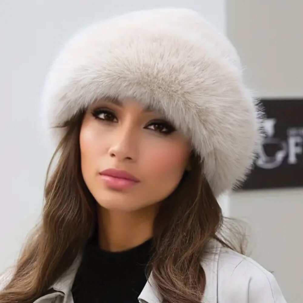 ⭐⭐⭐⭐⭐ Faux Fur Winter Hat — Luxurious Style, Cozy & Soft. WINTER WHITE